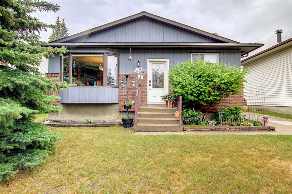 I have sold a property at 260 Woodridge DRIVE SW in Calgary
